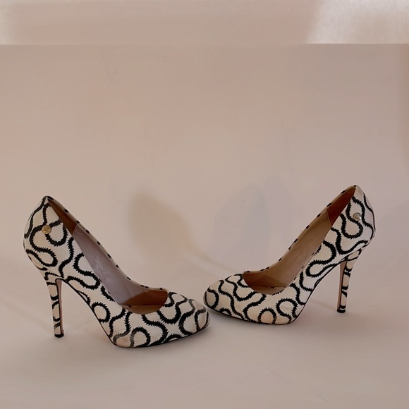 Vivienne Westwood ICONIC PUMP SQUIGGLE DARK BLUE ON WHITE USED - Picture 7 of 12